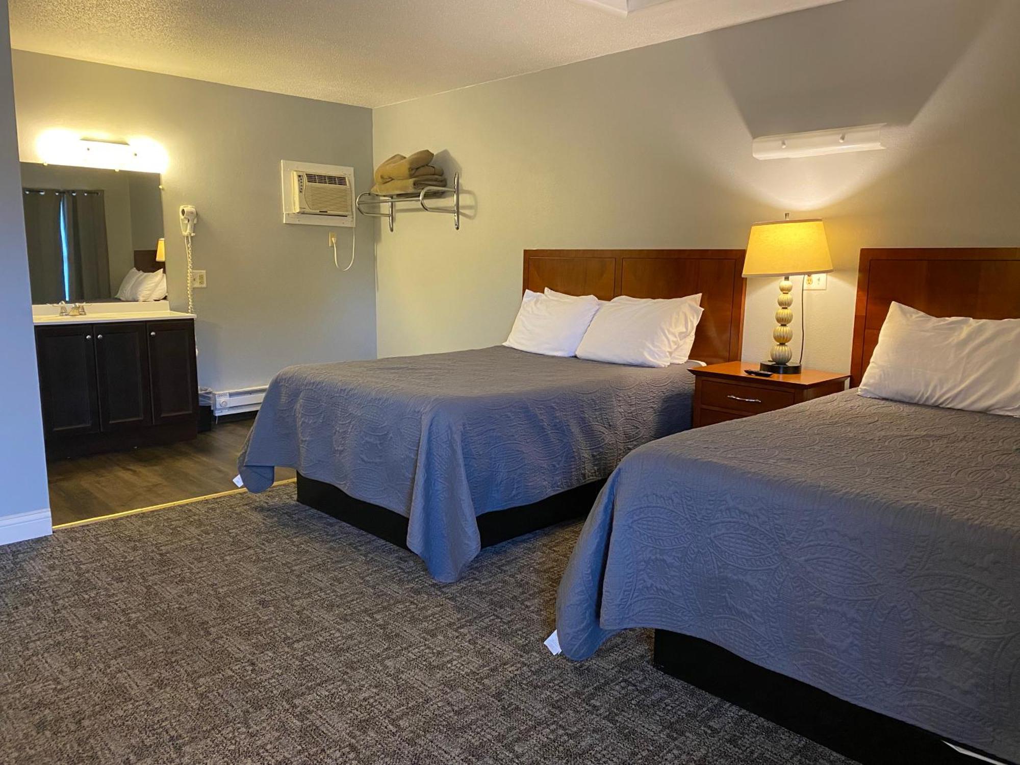 Pelican Motel Pelican Rapids Екстер'єр фото
