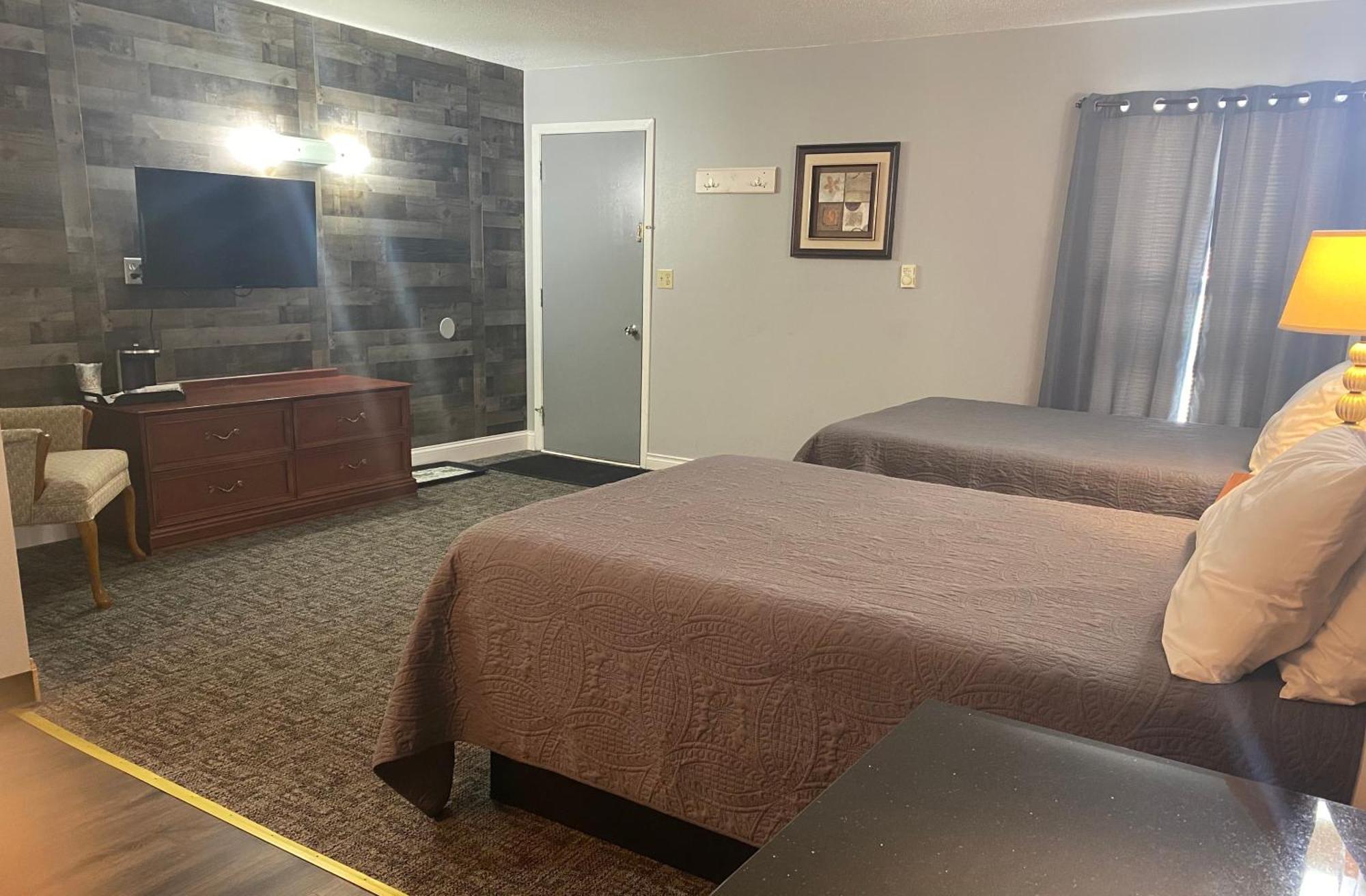 Pelican Motel Pelican Rapids Екстер'єр фото