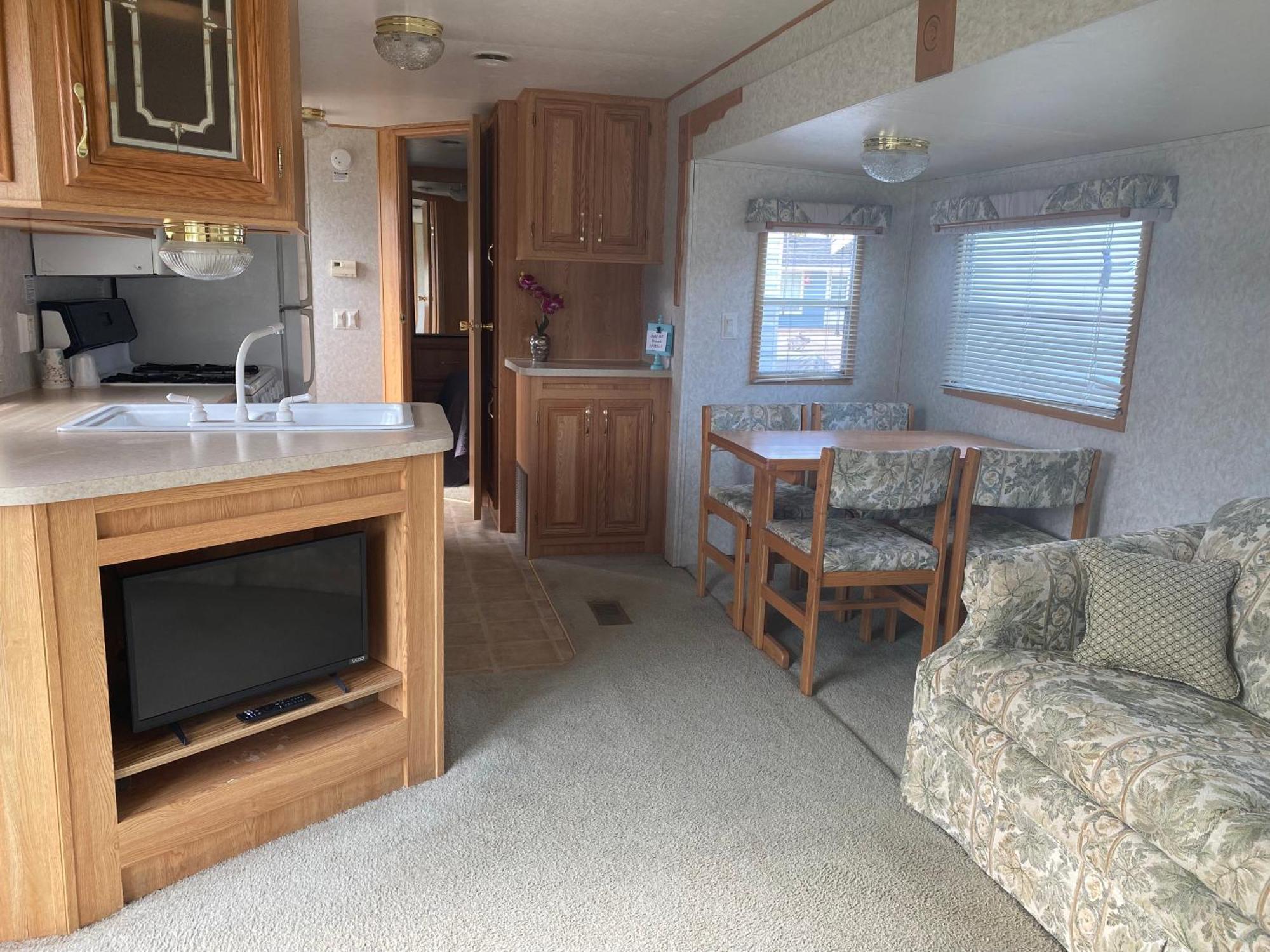 Pelican Motel Pelican Rapids Екстер'єр фото